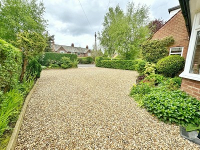 Images for Woodford Road, Bramhall EAID:mosleyjaapi BID:1