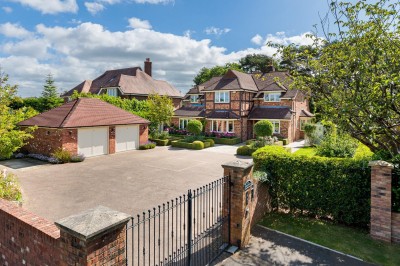 Images for Pownall Avenue, Bramhall EAID:mosleyjaapi BID:1