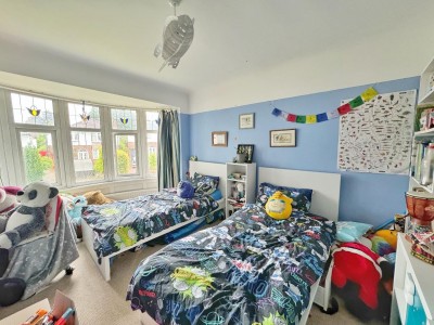 Images for Waterloo Road, Bramhall EAID:mosleyjaapi BID:1