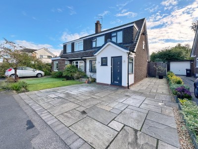 Images for Sunningdale Drive, Bramhall EAID:mosleyjaapi BID:1