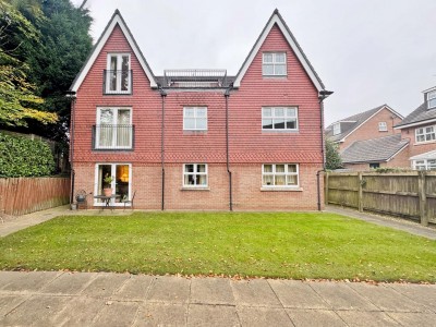 Images for 52 Ack Lane West, Cheadle Hulme EAID:mosleyjaapi BID:1