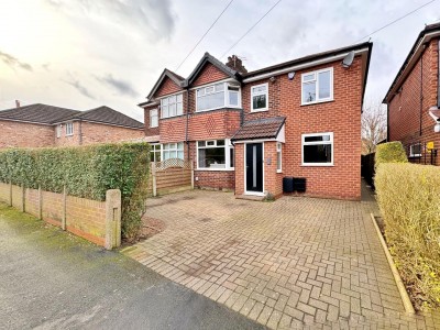 Images for Pingate Lane South, Cheadle Hulme EAID:mosleyjaapi BID:1